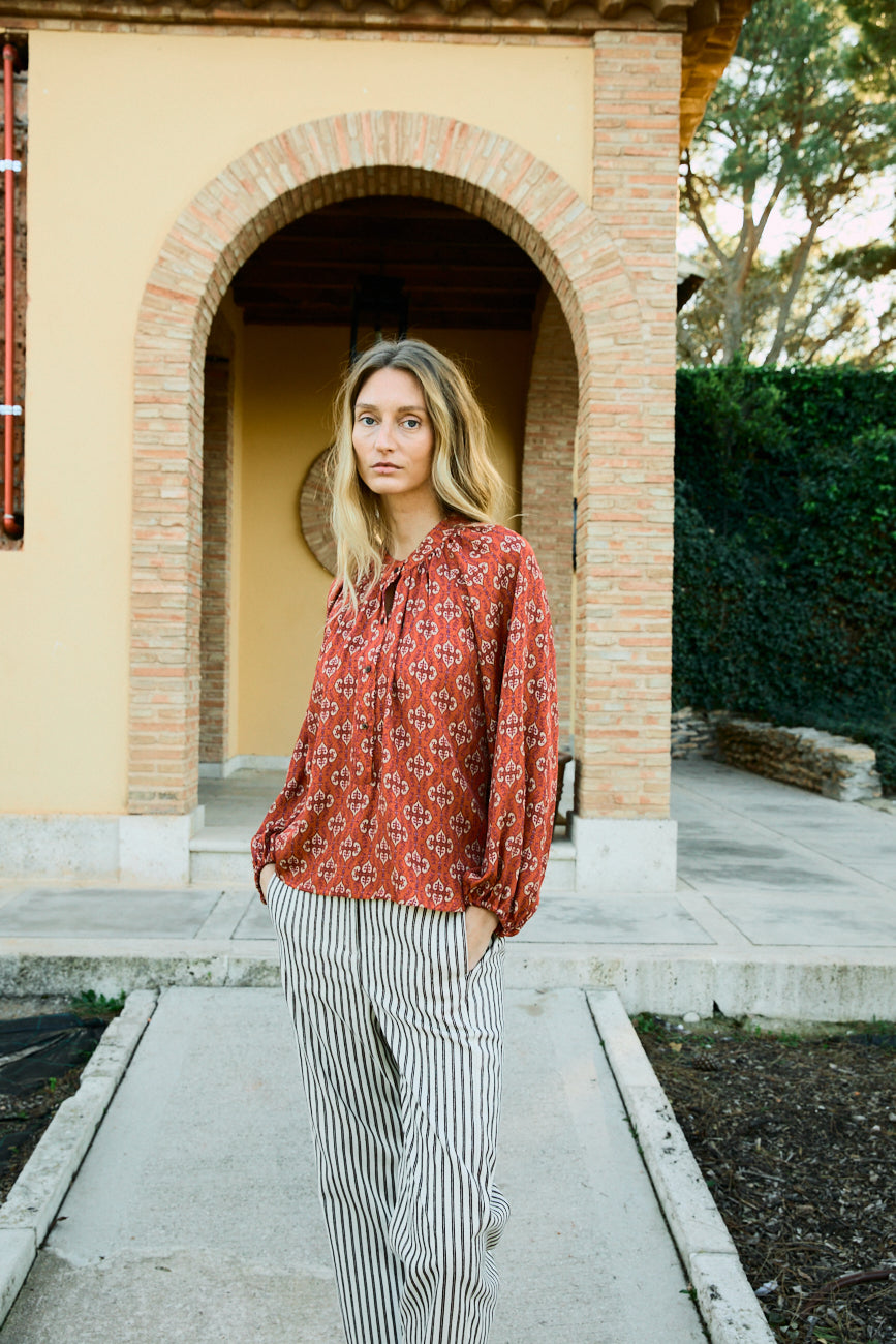 Romina red tapestry blouse