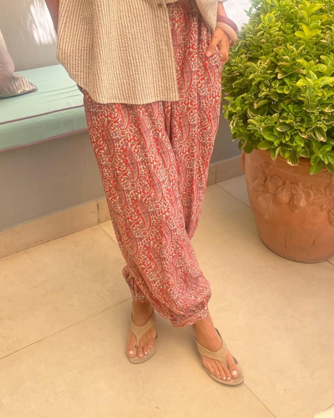 Pantalón MARC red paisley
