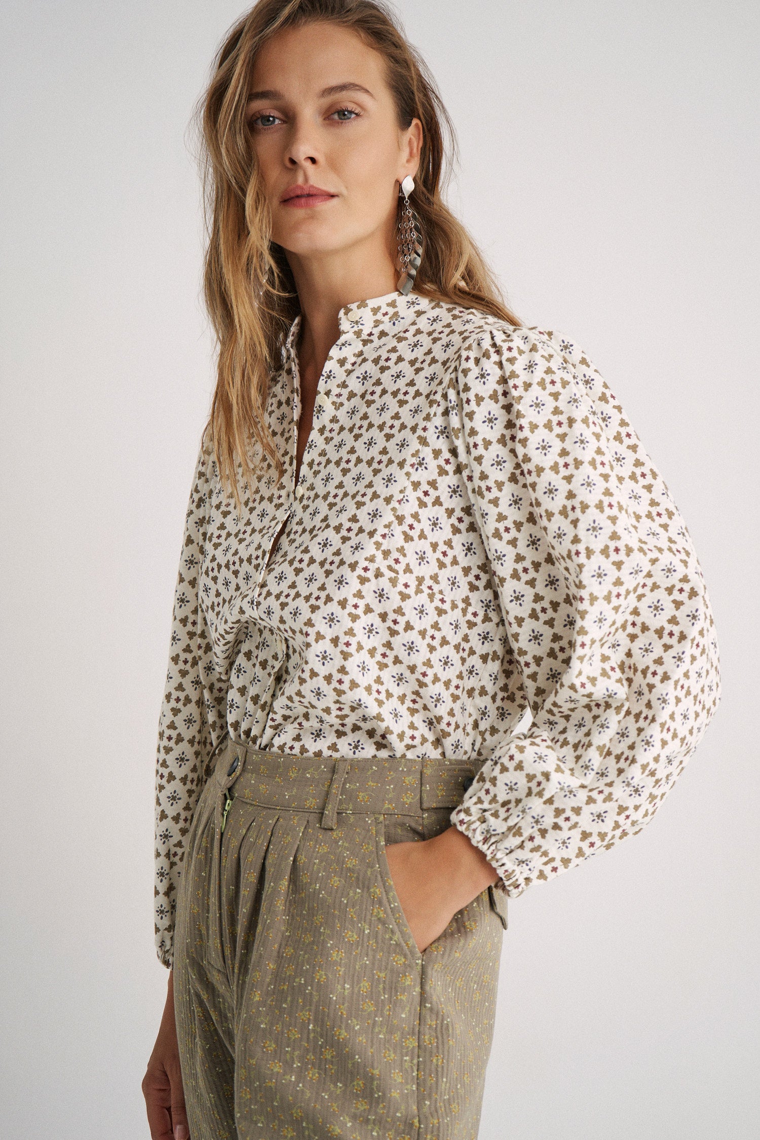 Blusa Lisa Geometric motifs