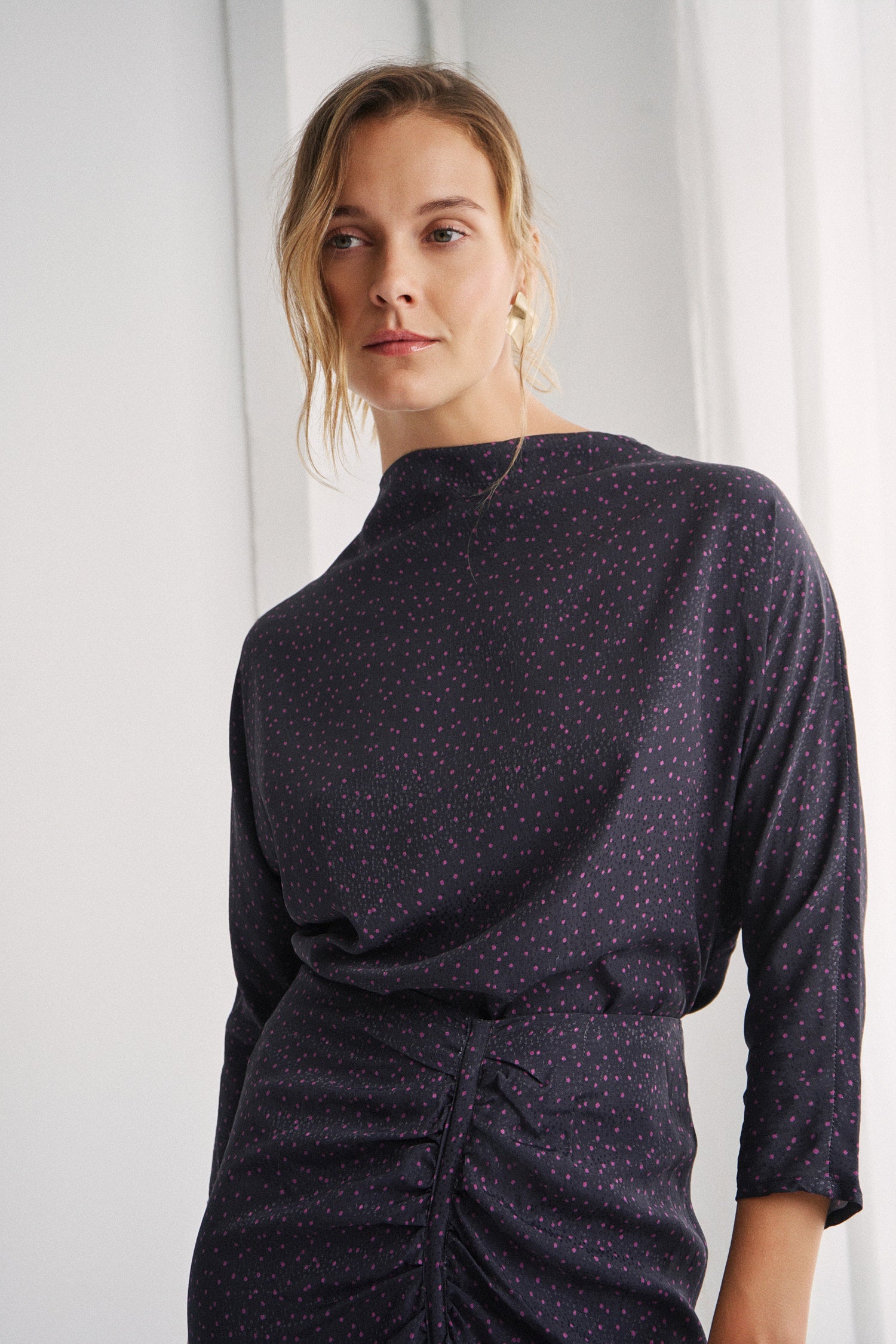 Blusa Laia Black pink dots