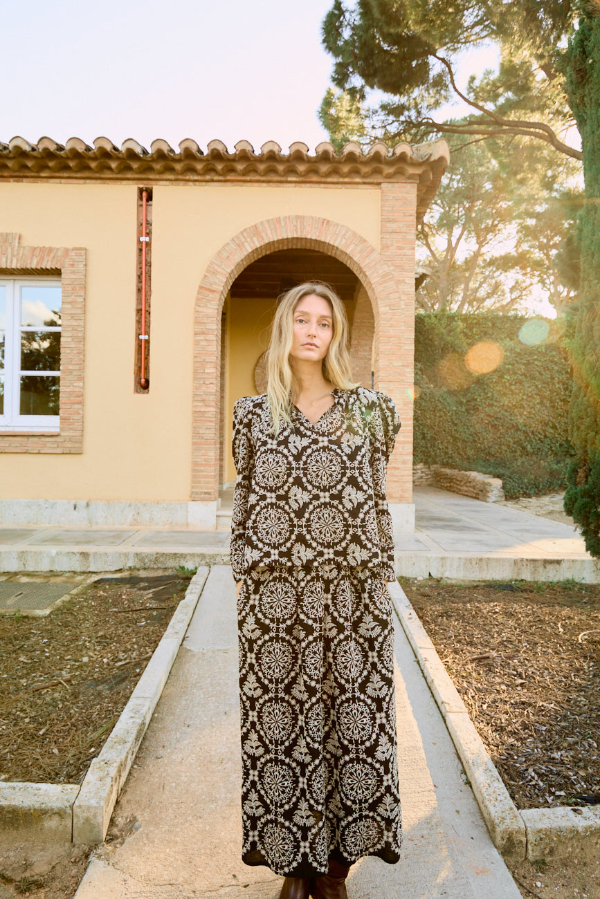 Tracey black embroidery blouse