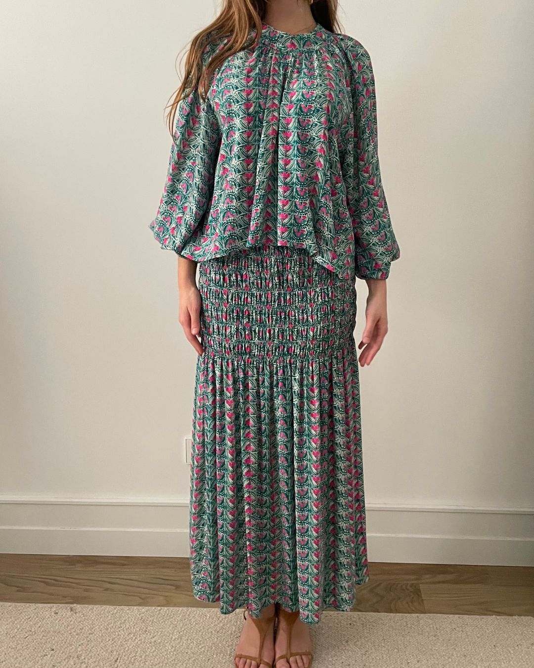 ROMINA Blouse Green and pink motifs