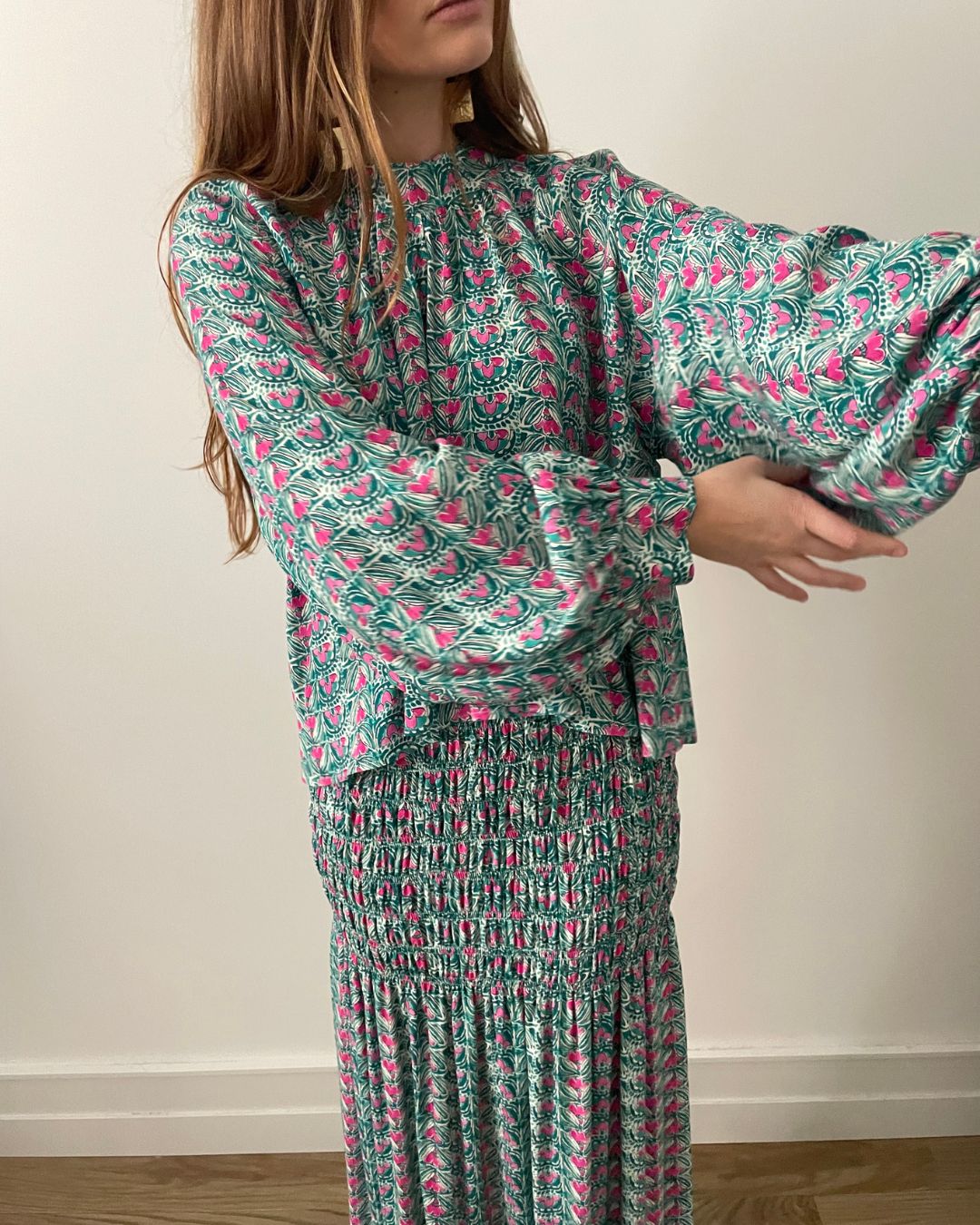 ROMINA Blouse Green and pink motifs