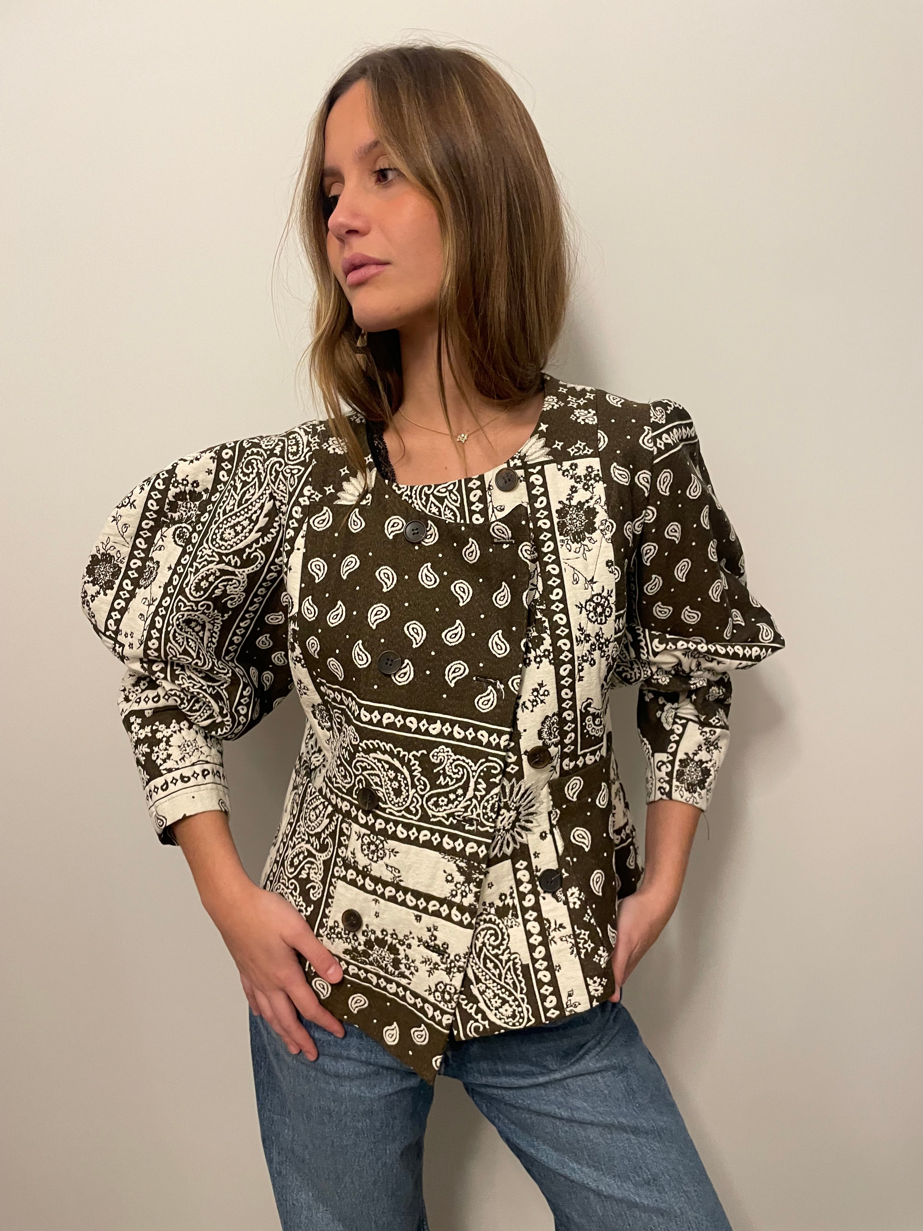 Chaqueta Sharon brown paisley