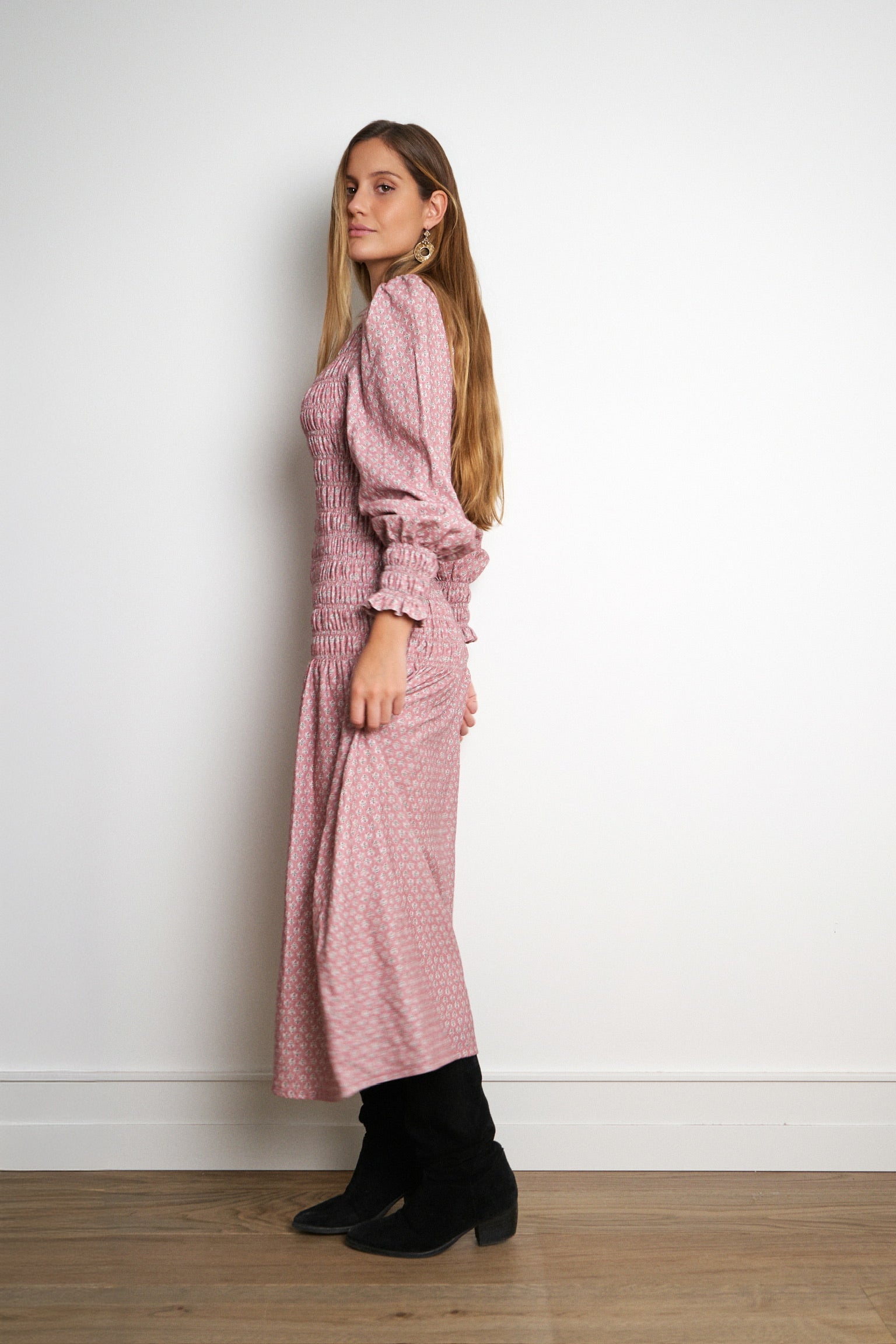 Vestido Valentina Pink retro motifs