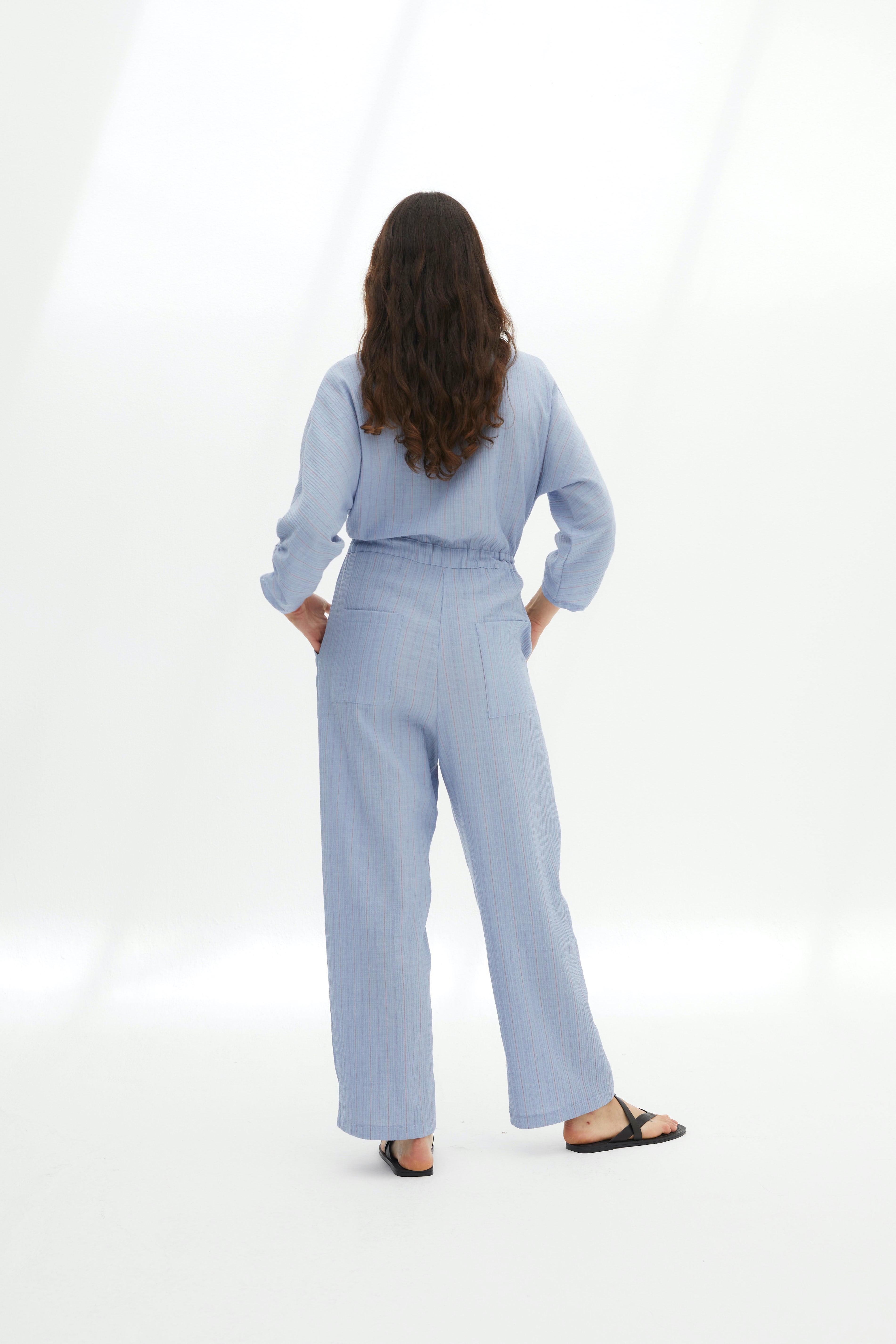 Eve mono blue stripes