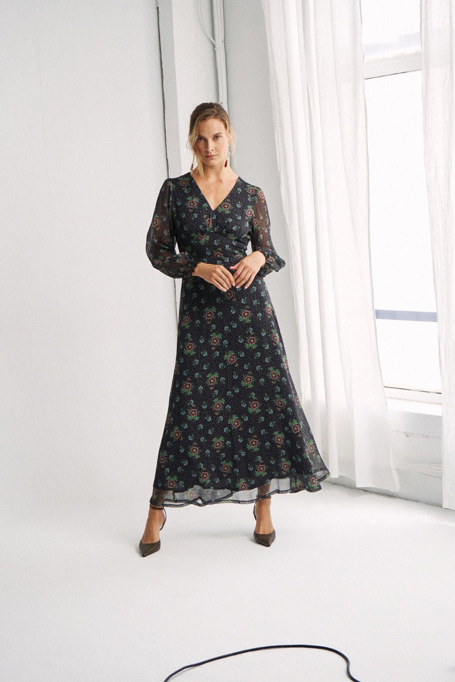 Vestido Patricia Folk Black